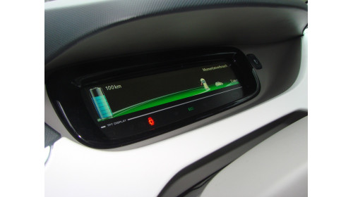 Autoradio Mégane 3 ne s'allume plus : que faire pour le réparer ?